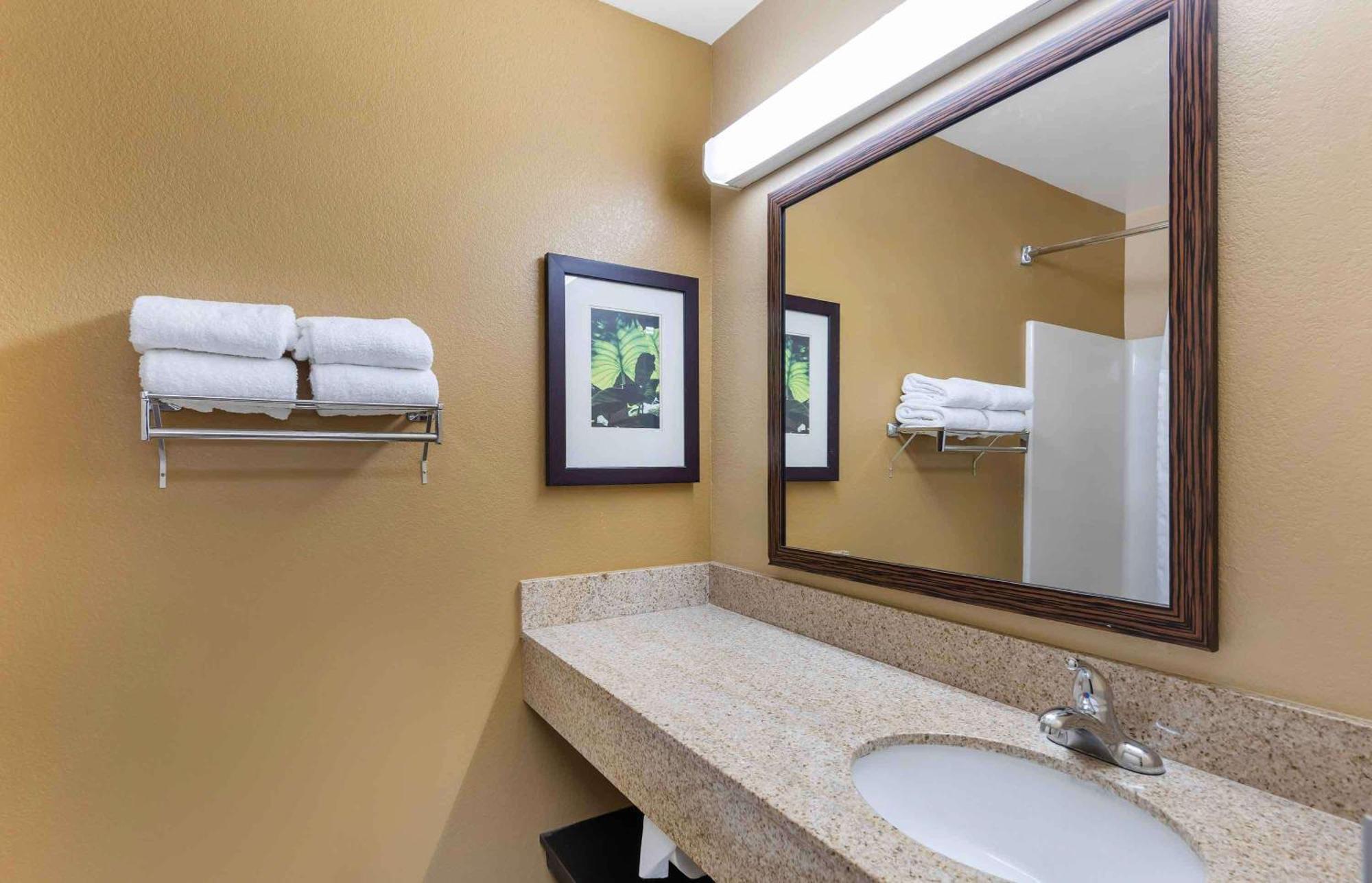 Extended America - Angeles - Ontario Airport Hotel