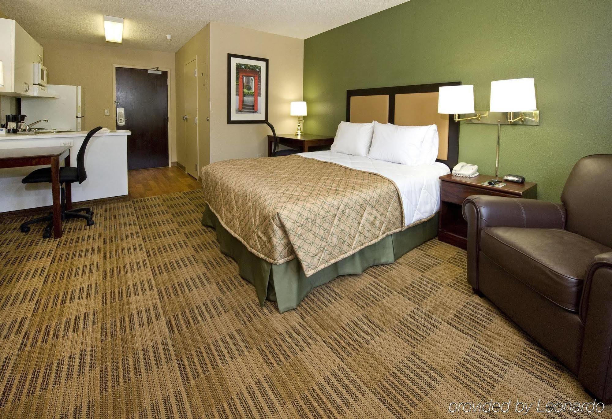 Extended America - Angeles - Ontario Airport Hotel 2*
